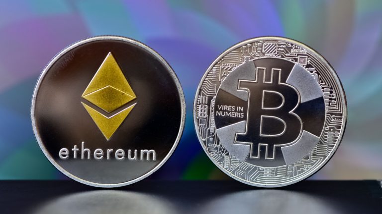 Bitcoin, Ethereum Technical Analysis: BTC Nears ,000, ETH Above ,640 on Saturday