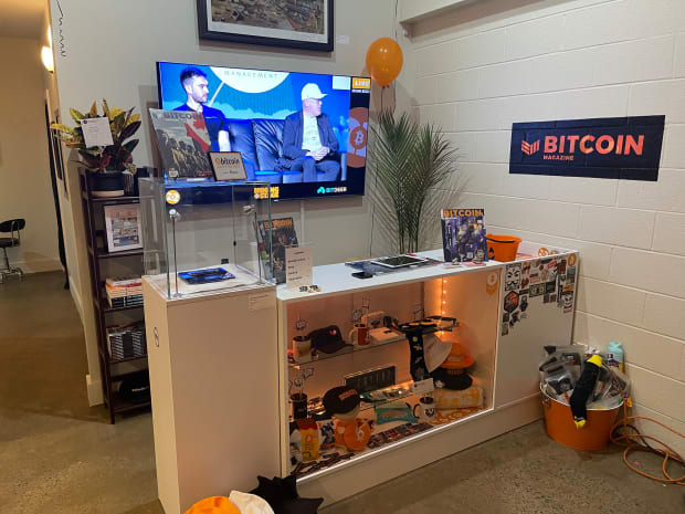 Bitcoin Magazine Opens Art Gallery, Exhibit Dedicated To Silk Road Founder Ross Ulbricht
