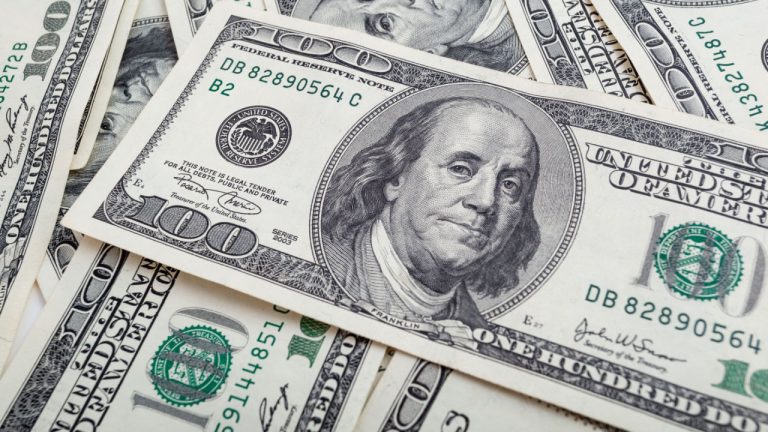 Like Venezuela, Some Retailers in Argentina Are Now Pricing Items in Dollars
