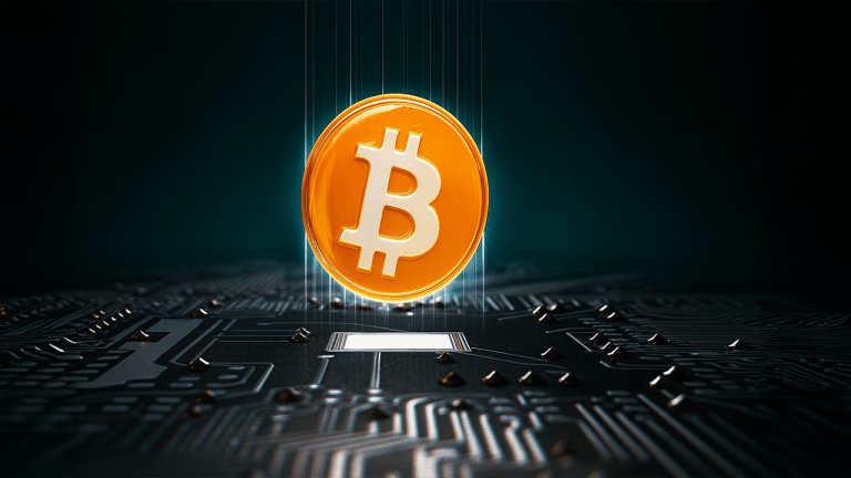 Bitcoin Price Watch: Bulls Defend 4.7K as Bearish Momentum Builds