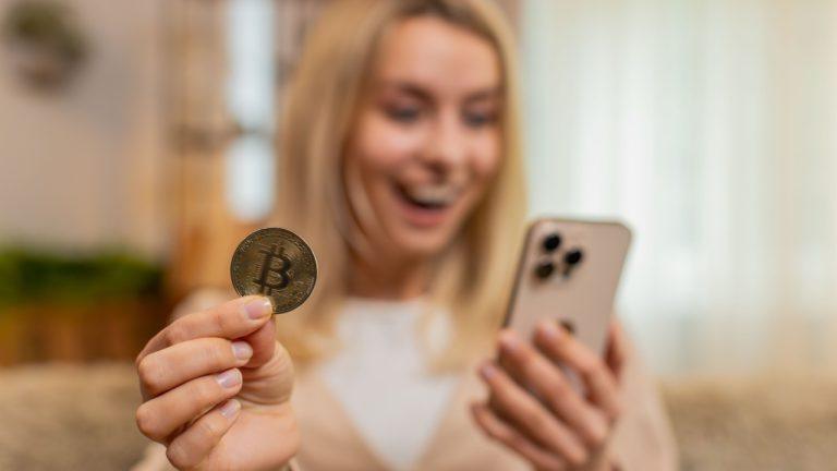 Bitcoin ETFs Rally Adds 1 Million as Ether Logs Third Day of Outflows