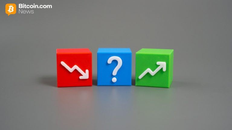 Bitcoin Stabilizes Despite ETF Outflows and Rate Repricing